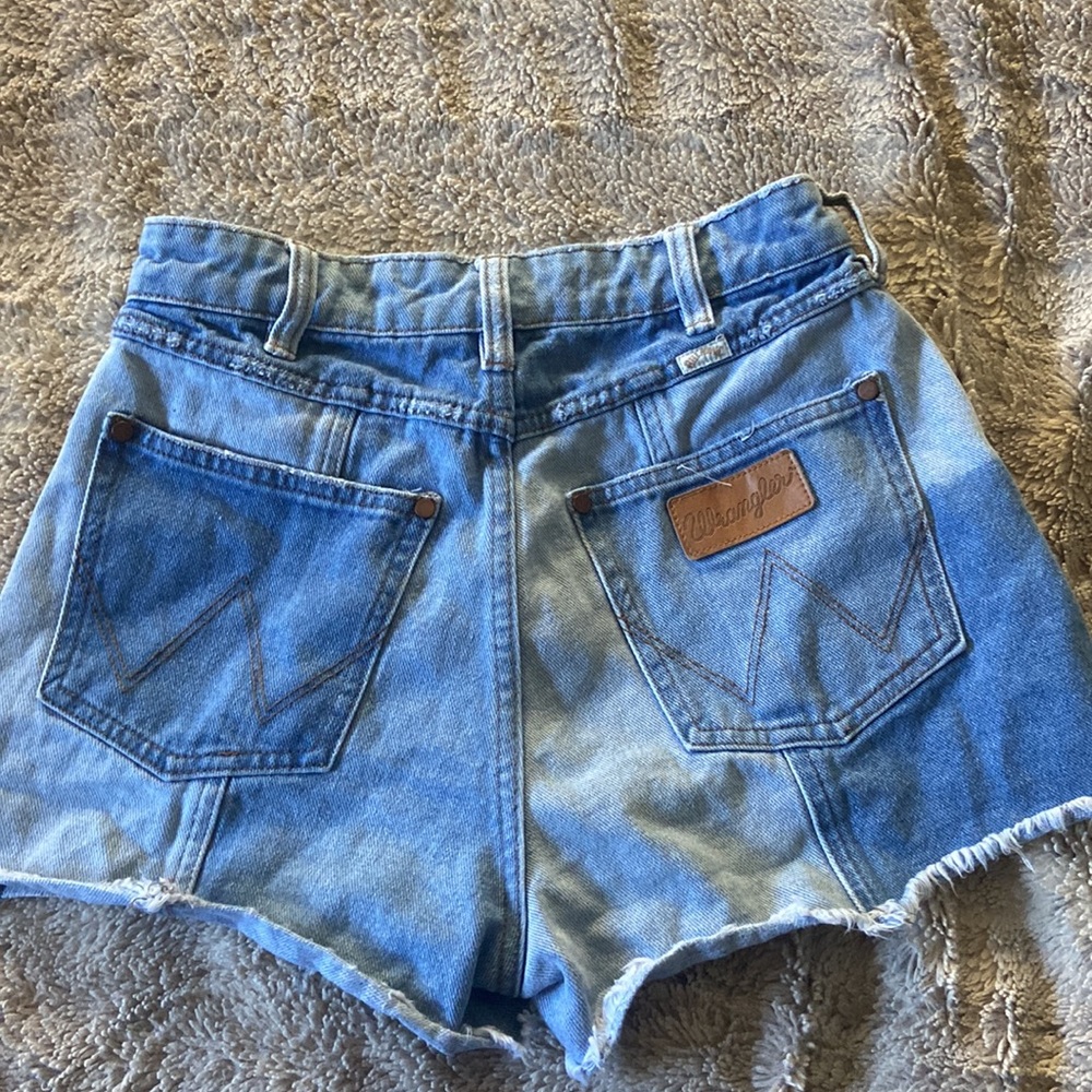 Cute Patterned Jean Shorts - Picture 2 of 3